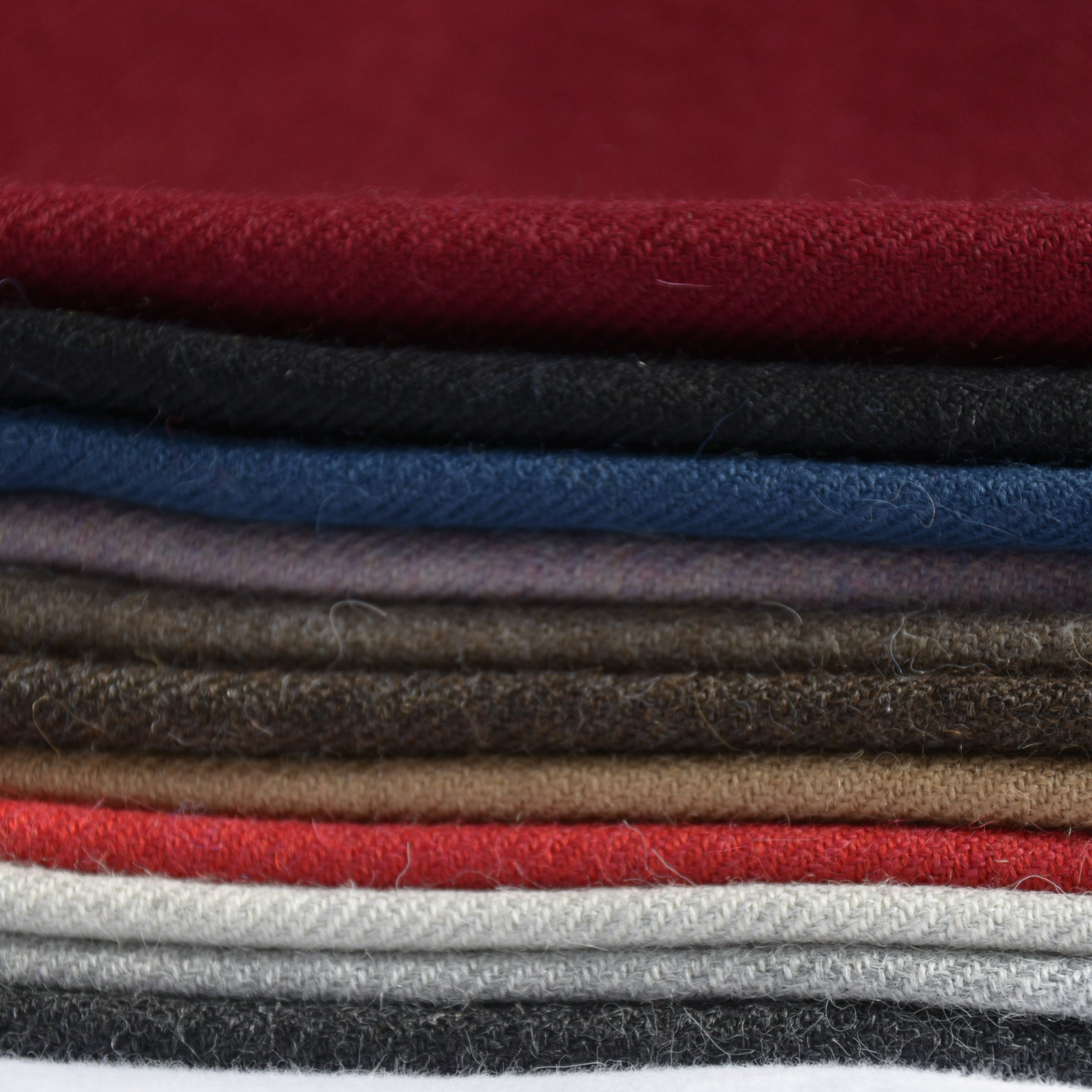 Scarfs_made_with_authentic_peruvian_wool