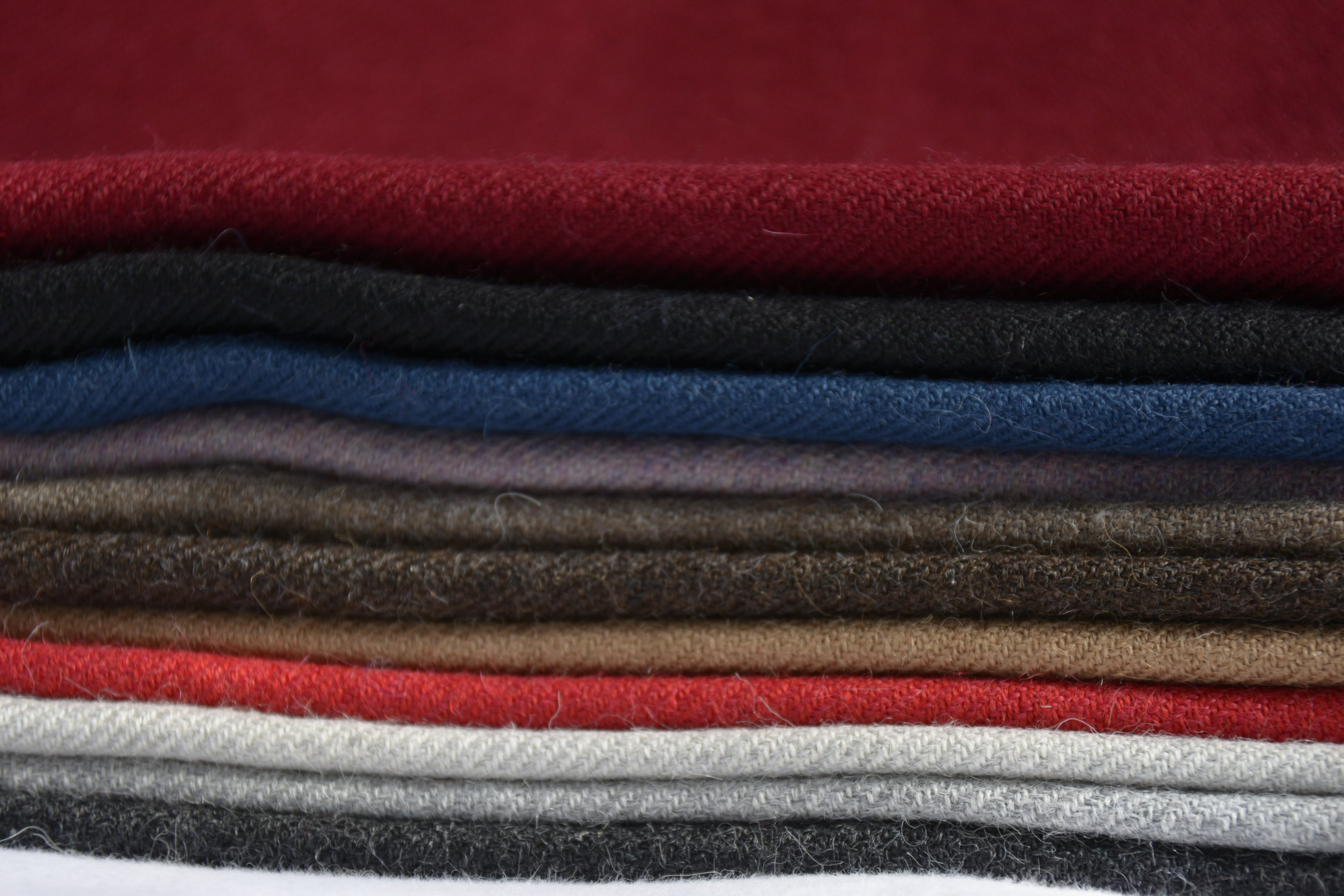 Scarfs_made_with_authentic_peruvian_wool