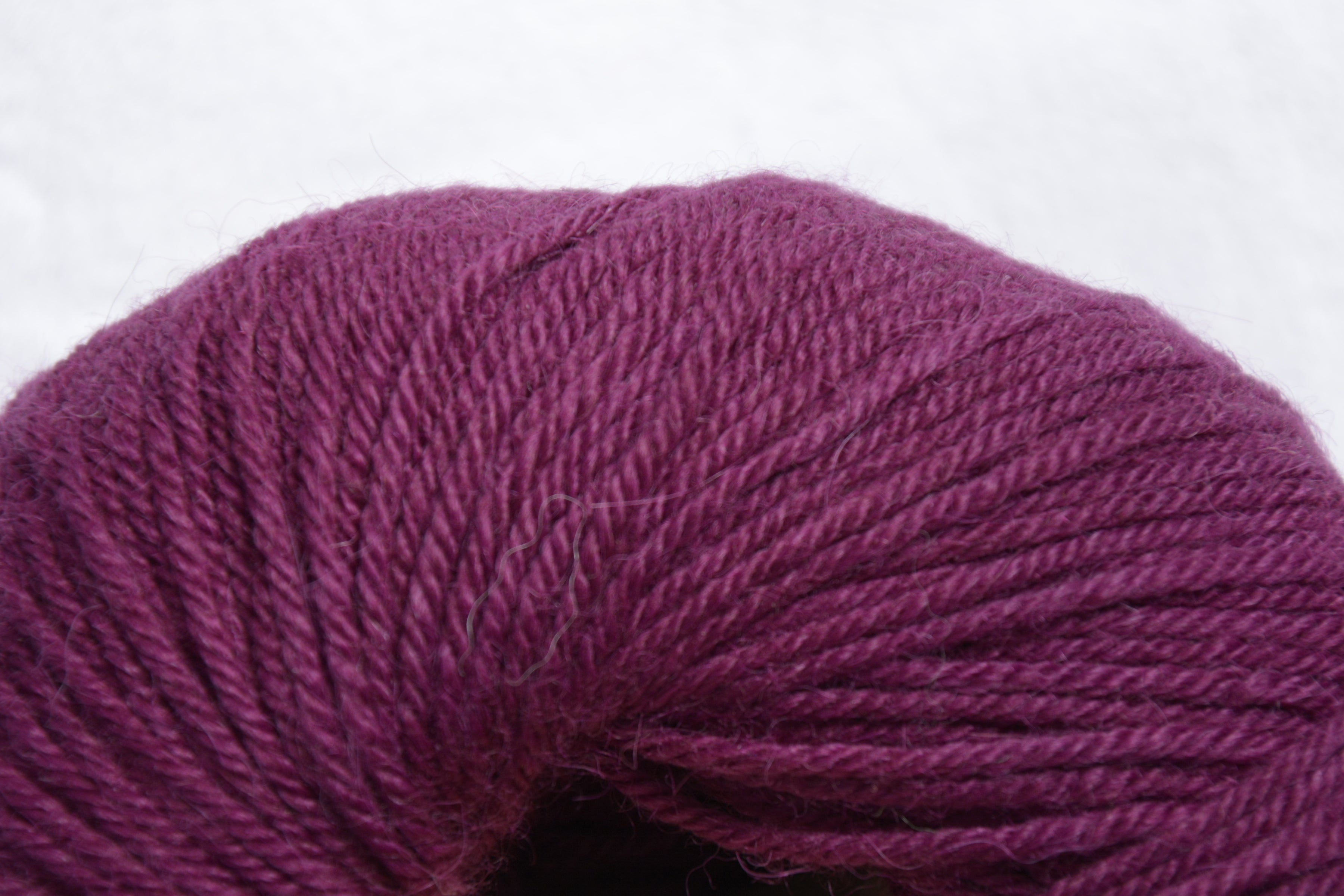 Wool_of_ baby_peruvian_alpaca_yarn_purple_colored