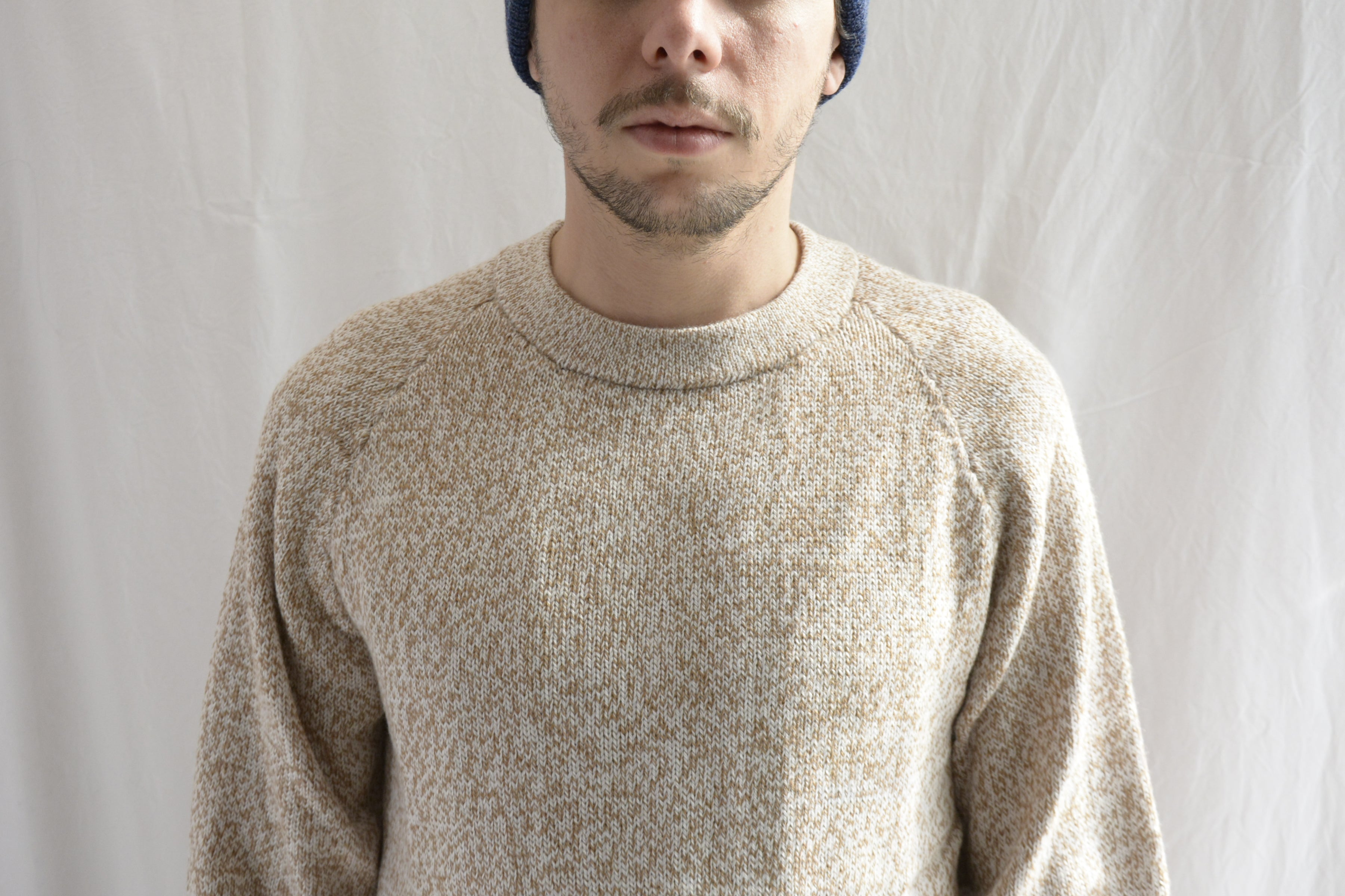 Man_wearing_beige_round_neck_sweater_alpaca_peruvian_wool