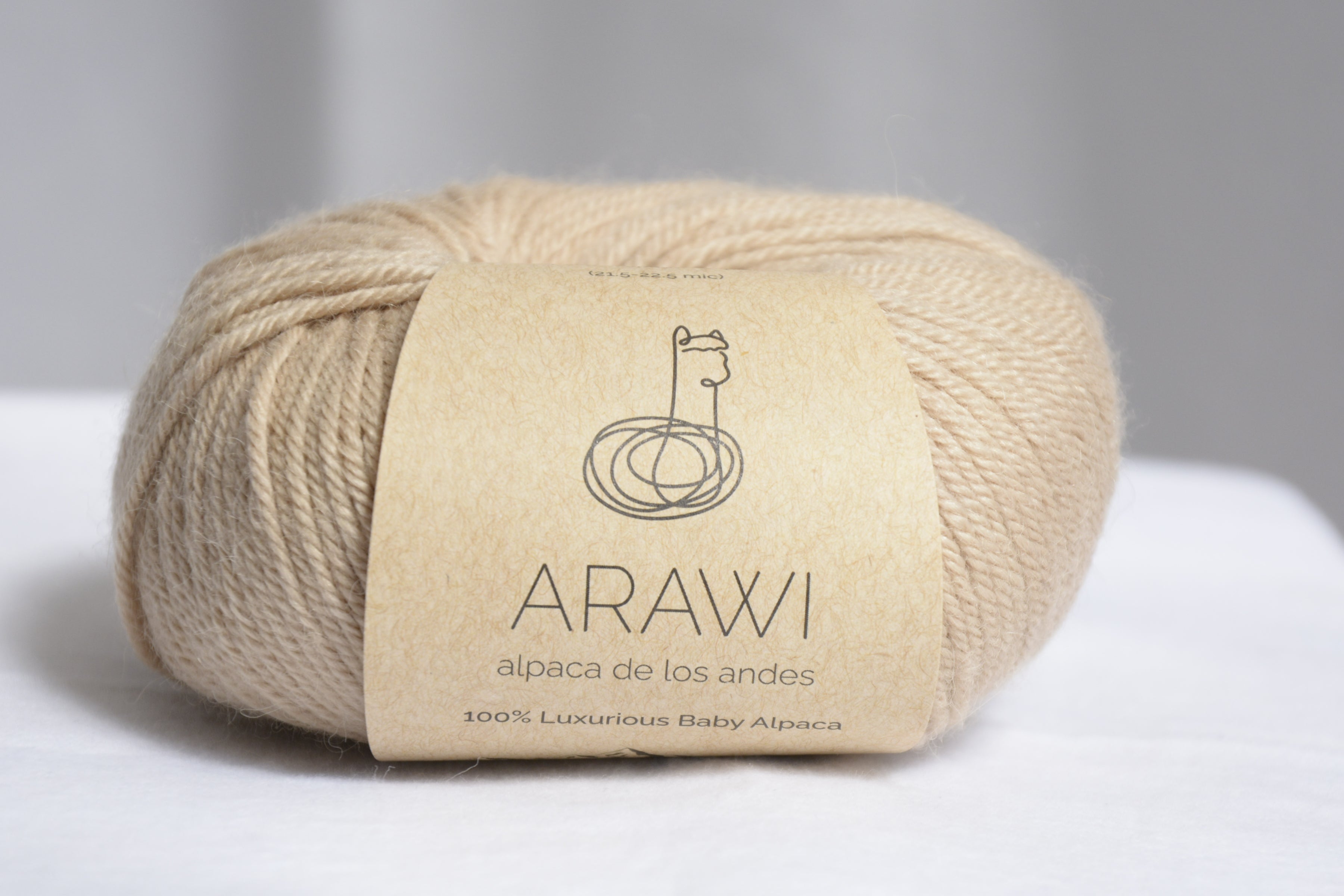 Ball_of_ baby_peruvian_alpaca_yarn_cream_colored