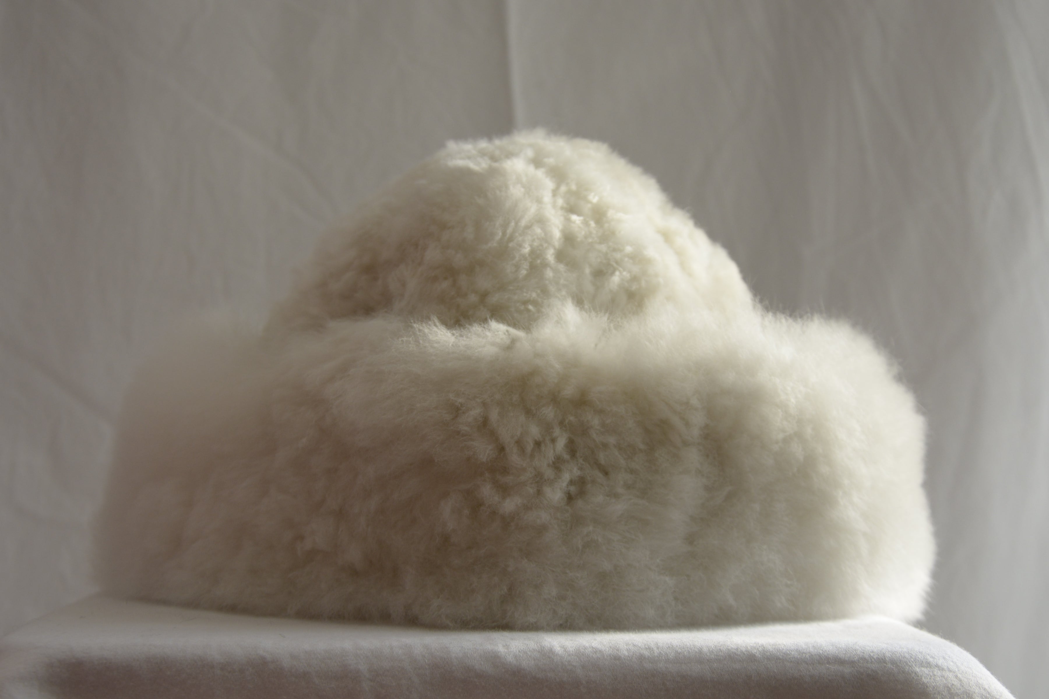 White_warmy_hat_peruvian_alpaca_wool