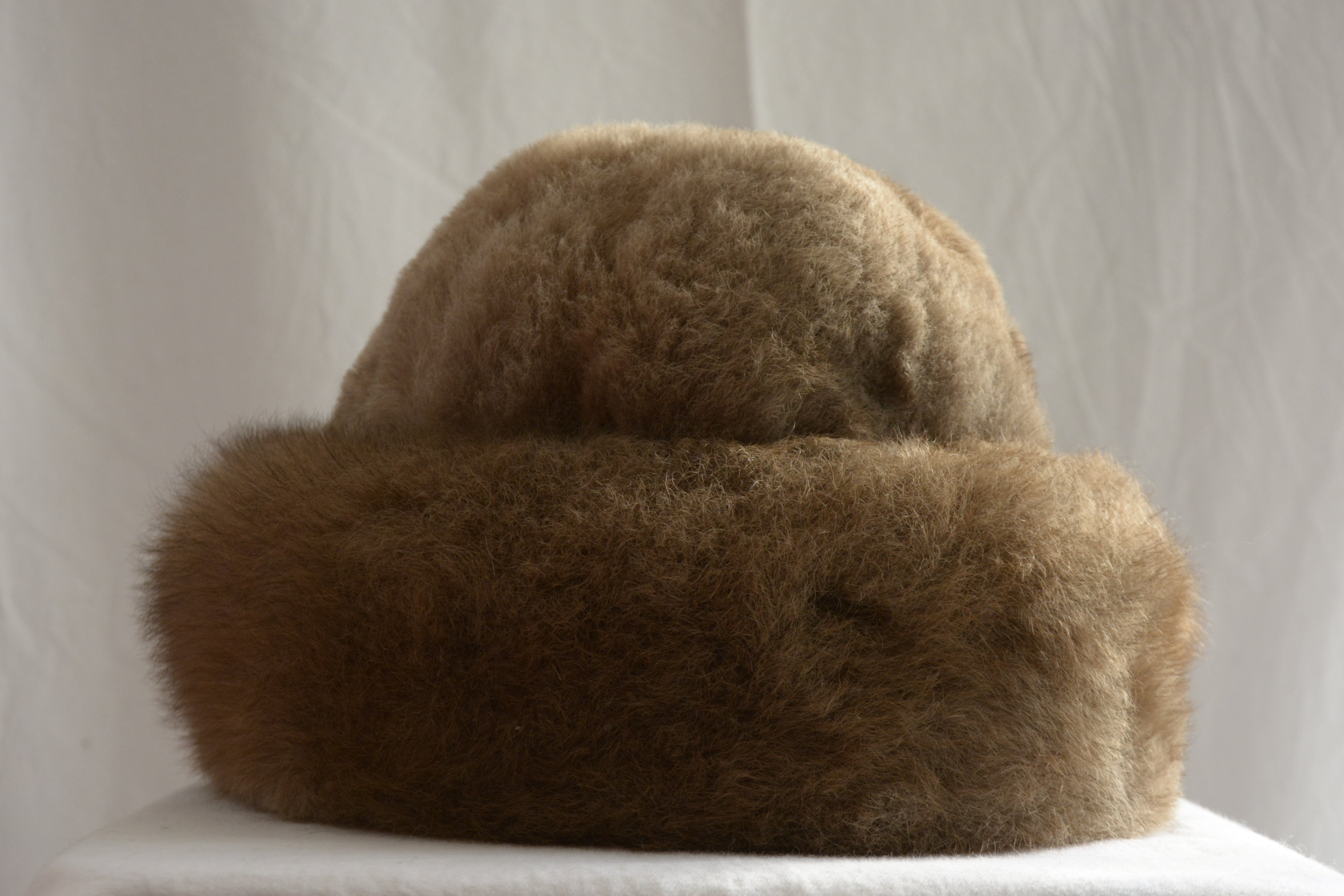Brown_warmy_hat_peruvian_alpaca_wool