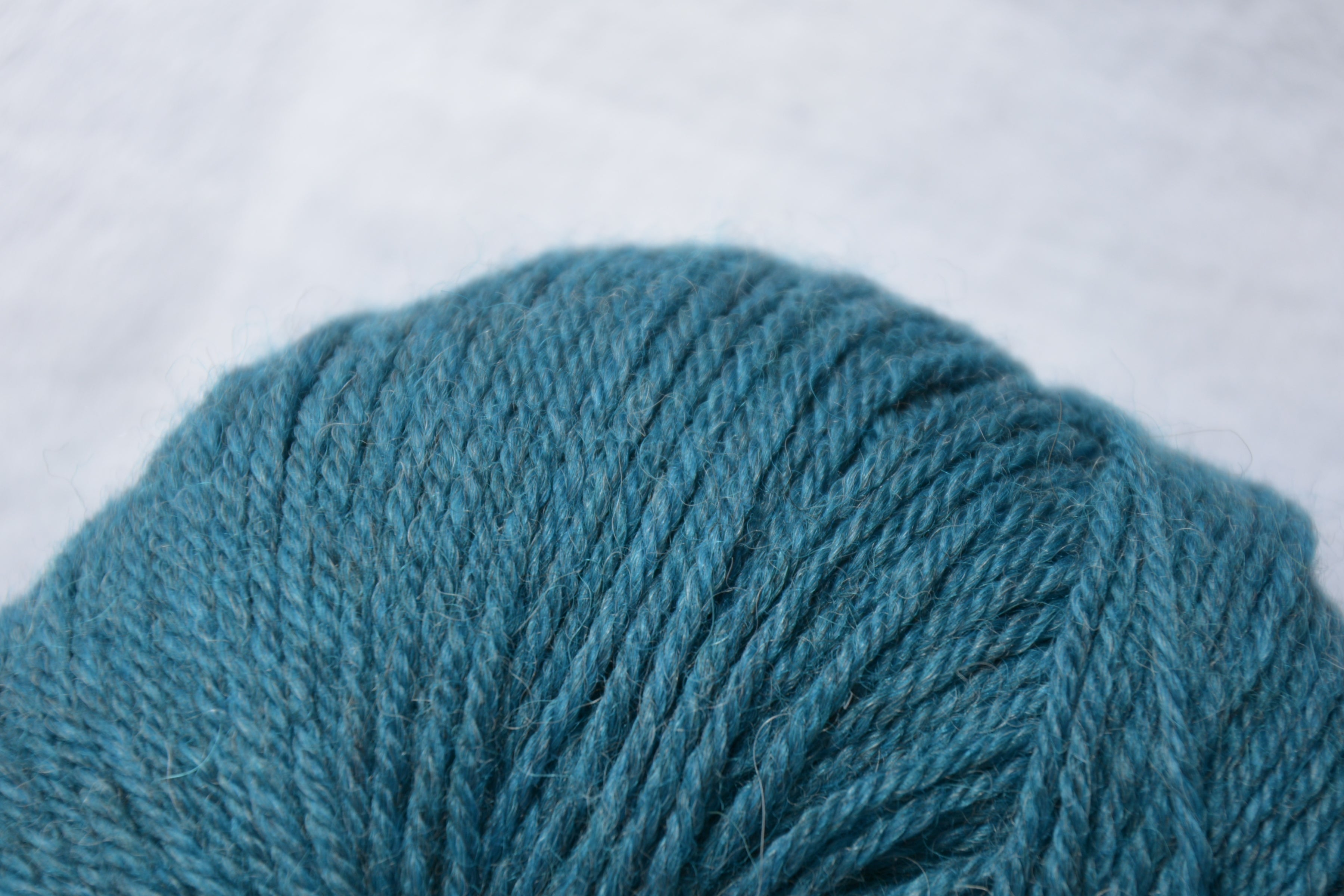 Wool_of_ baby_peruvian_alpaca_yarn_blue_aqua_colored