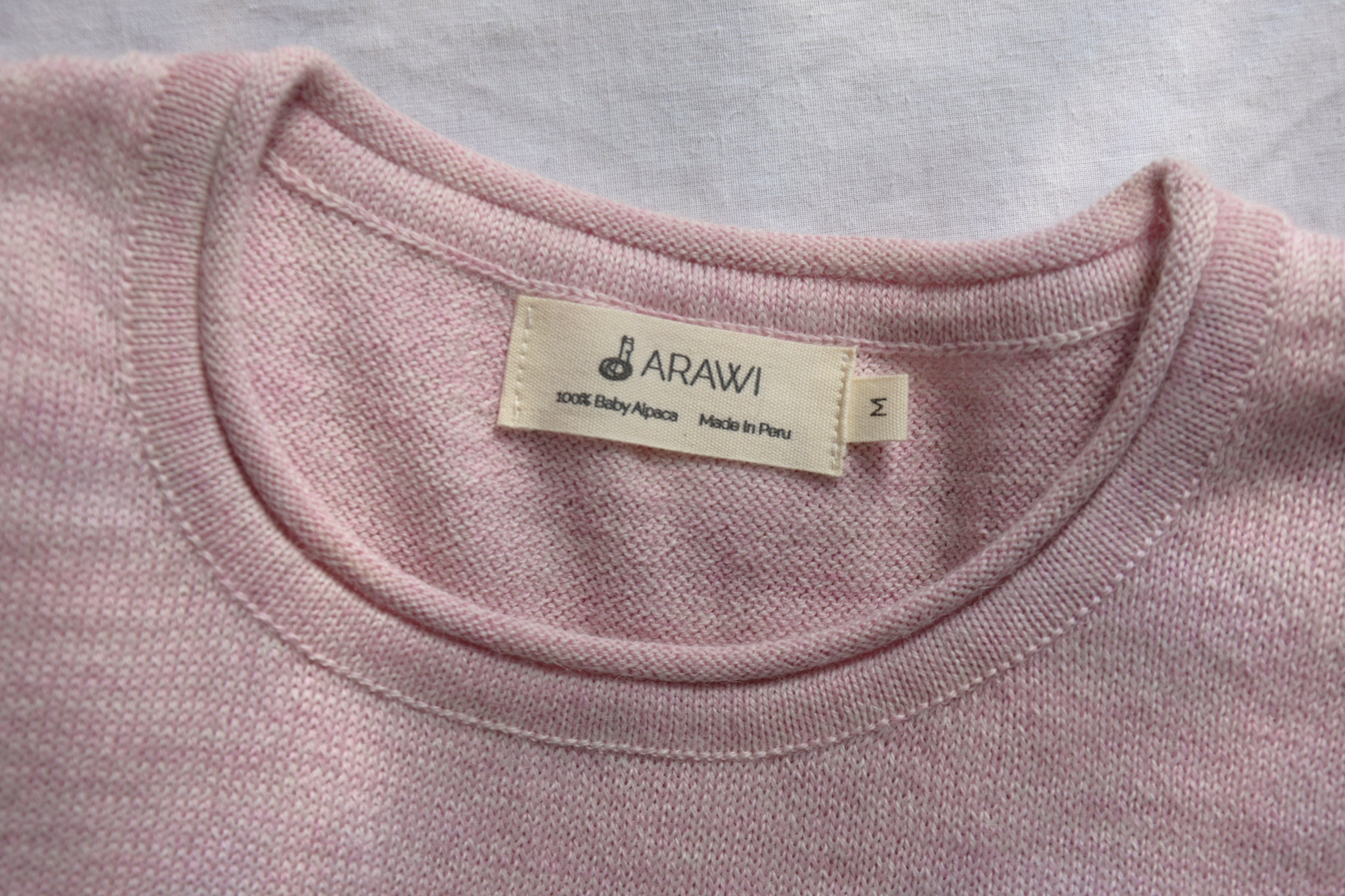 Alpaca_wool_woman_clothes_Pink_colored